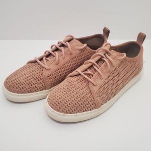 Lucky Brand Lawove Sneakers Size 9